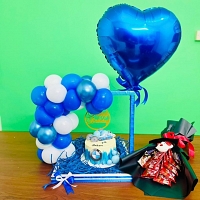BMW Theme Balloon Hamper with KitKat Bouquet